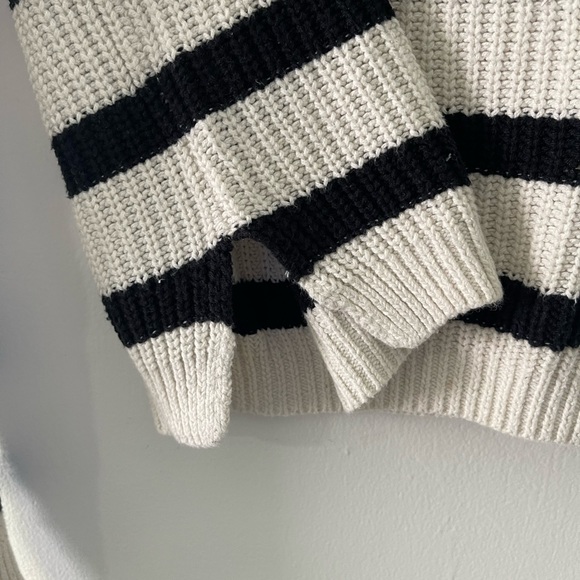 Express crewneck knit slightly off white and black striped sweater - Picture 6 of 7